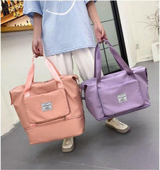 Folding handbag with large capacity